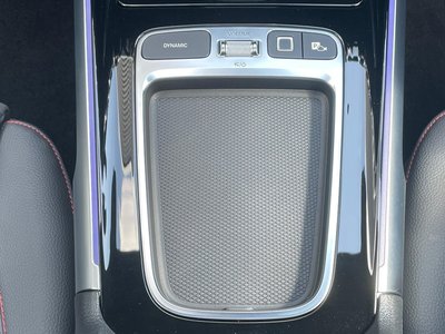 2025 Mercedes-BENZ GLB thumbnail 17
