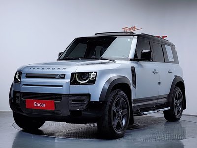 LAND ROVER DEFENDER - 1