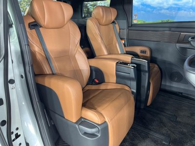 TOYOTA VELLFIRE - 9