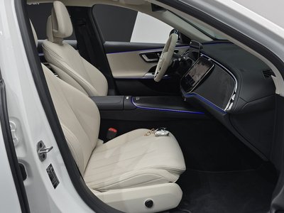 2025 Mercedes-BENZ E-CLASS 缩略图 11