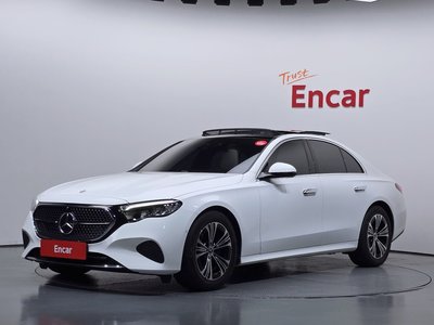 2025 Mercedes-BENZ E-CLASS 照片 1