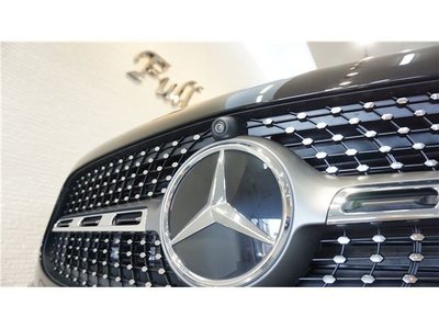 MERCEDES-BENZ GLA - 8