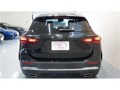 MERCEDES-BENZ GLA - 5