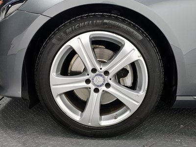 MERCEDES-BENZ E-CLASS - 6