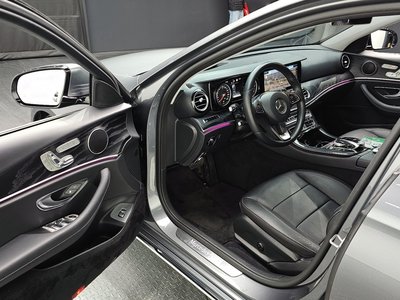 MERCEDES-BENZ E-CLASS - 10