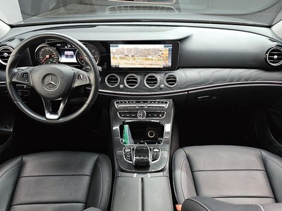 MERCEDES-BENZ E-CLASS - 5