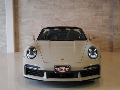 PORSCHE 911 CABRIOLET - 4