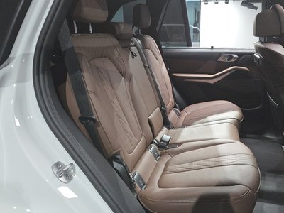 2024 BMW X5 缩略图 17