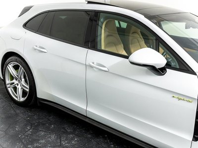 صورة مصغرة 16 لـ 2018 Porsche PANAMERA