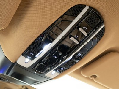 صورة مصغرة 57 لـ 2018 Porsche PANAMERA