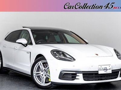 PORSCHE PANAMERA - 1