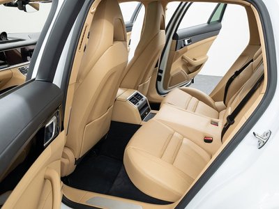 صورة مصغرة 48 لـ 2018 Porsche PANAMERA