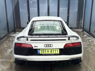 AUDI R8 - 6
