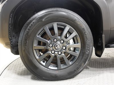 TOYOTA LAND CRUISER 250 - 8