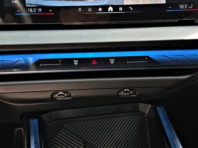 2025 BMW X3 — миниатюра 15