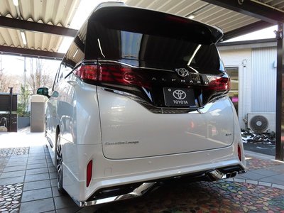 TOYOTA ALPHARD - 2