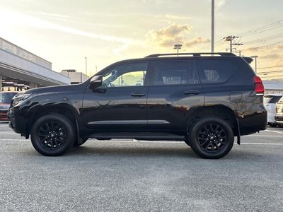 صورة 5 لـ 2023 Toyota LAND CRUISER PRADO