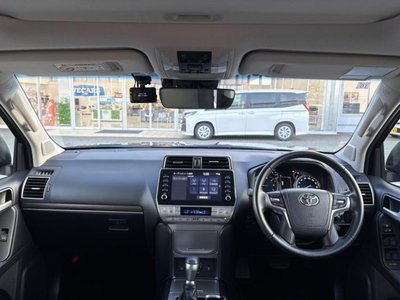 صورة 8 لـ 2023 Toyota LAND CRUISER PRADO