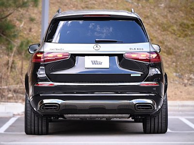 MERCEDES-BENZ GLS - 10