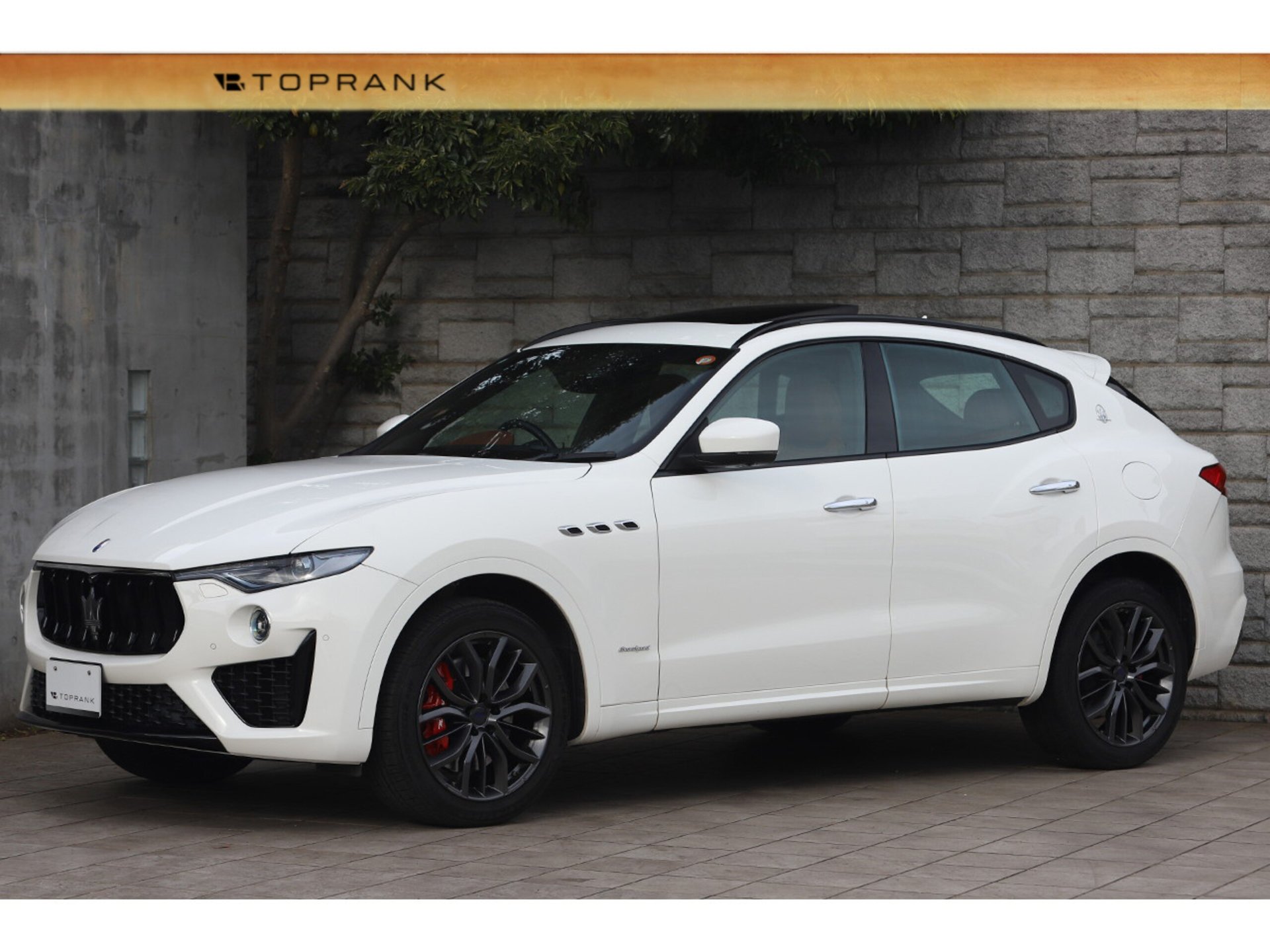 MASERATI LEVANTE - View 1