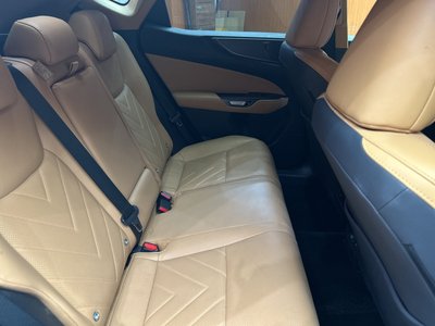 2022 Lexus NX 照片 9