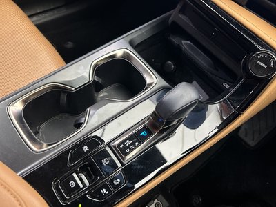 2022 Lexus NX — миниатюра 15