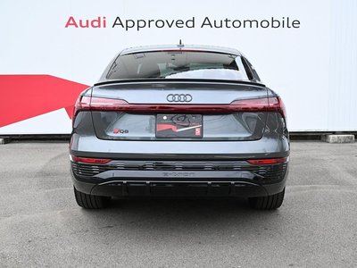 صورة 5 لـ 2024 AUDI Q8 SPORTBACK E-TRON