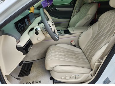 GENESIS G80 (RG3) - 10