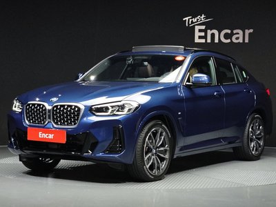 صورة 1 لـ 2025 BMW X4