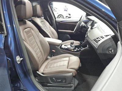 2025 BMW X4 thumbnail 18