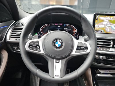 2025 BMW X4 thumbnail 19