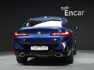 صورة 4 لـ 2025 BMW X4