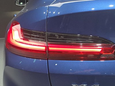 صورة 10 لـ 2025 BMW X4