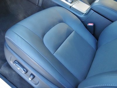 2021 Toyota LAND CRUISER 200 thumbnail 25