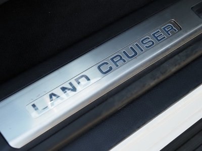 2021 Toyota LAND CRUISER 200 thumbnail 63