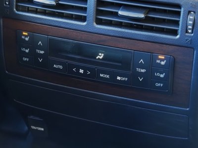 2021 Toyota LAND CRUISER 200 thumbnail 29
