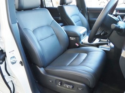 2021 Toyota LAND CRUISER 200 thumbnail 22