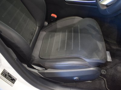 MERCEDES-BENZ C-CLASS - 10