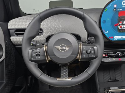 صورة مصغرة 13 لـ 2024 MINI COOPER S