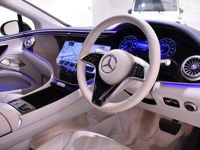 MERCEDES-BENZ EQS - 2