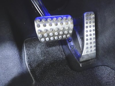 MERCEDES-BENZ EQE AMG - 9