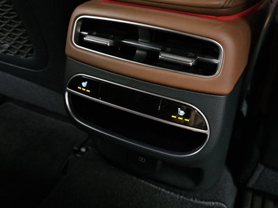 2022 Genesis GV70 — миниатюра 24