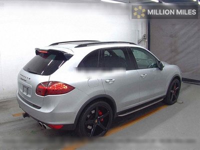 PORSCHE CAYENNE - 5