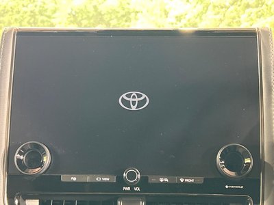 TOYOTA VELLFIRE - 5