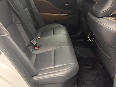 2025 Toyota CROWN CROSSOVER 照片 9