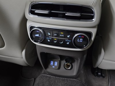 2023 Genesis GV80 thumbnail 31