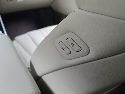2023 Genesis GV80 thumbnail 29