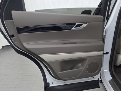 2023 Genesis GV80 thumbnail 15