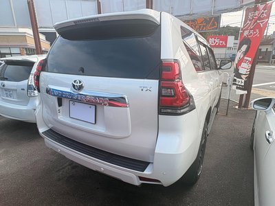 2023 Toyota LAND CRUISER PRADO thumbnail 21