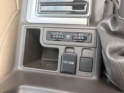 2023 Toyota LAND CRUISER PRADO thumbnail 12